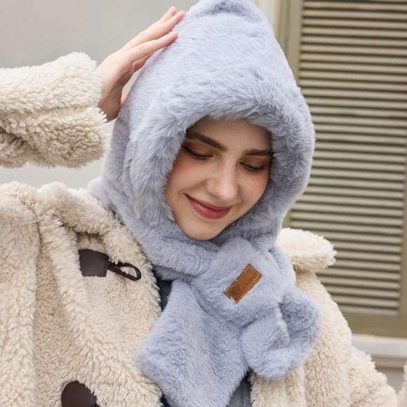 Accessories - Cozy Faux Fur Hooded Scarf - Khaki Color